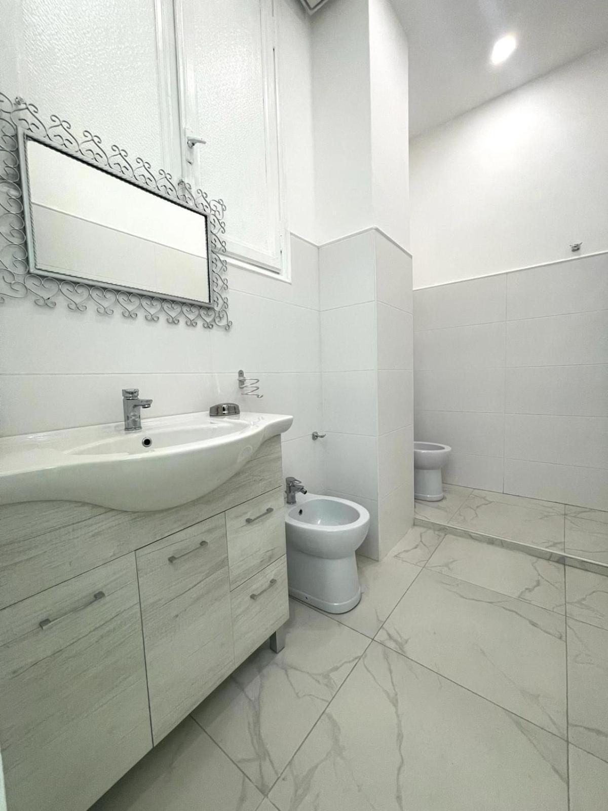 Stile Libero Guest House Turin Bagian luar foto